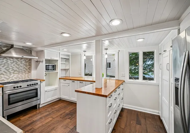 Photo 3 of Single family home for sale at 22 Claremont Ter, Swampscott, MA 01907 | MLS# 73574284 | Listing updated on 2026-09-28