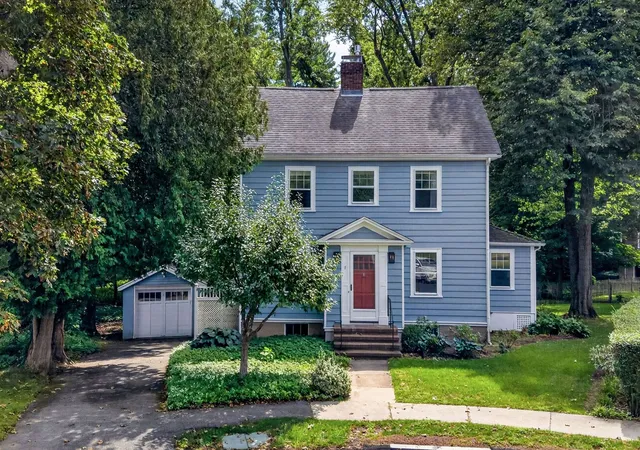 Photo 1 of Single family home for sale at 7 Dexter Rd, Wellesley, MA 02482 | MLS# 73572680 | Listing updated on 2026-09-11