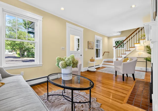 Photo 4 of Single family home for sale at 7 Dexter Rd, Wellesley, MA 02482 | MLS# 73572680 | Listing updated on 2026-09-11