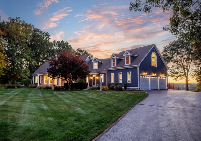 Photo 2 of Single family home for sale at 157 Prescott St, West Boylston, MA 01583 | MLS# 73589225 | Listing updated on 2026-10-24
