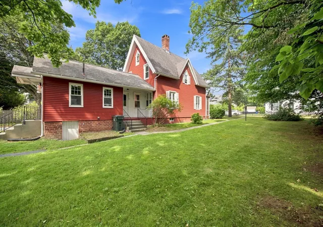 Photo 3 of Sale Pending at 46 Finn St, Northampton, MA 01060 | MLS# 73575527 | Listing updated on 2026-10-03