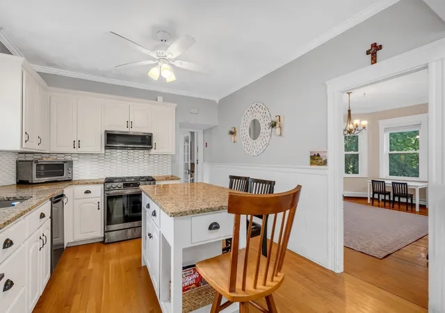 Photo 4 of Single family home for sale at 17 Nowell St, Saugus, MA 01906 | MLS# 73571166 | Listing updated on 2026-09-06