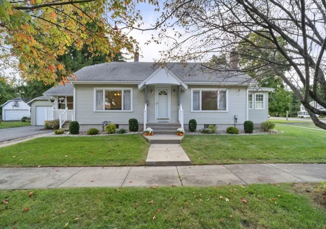 Photo 1 of Sale Pending at 6 Van Horn St, West Springfield, MA 01089 | MLS# 73579209 | Listing updated on 2026-10-21