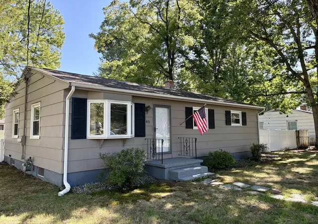Photo 3 of Single family home for sale at 85 Talmadge Dr, Springfield, MA 01118 | MLS# 73574012 | Listing updated on 2026-09-17