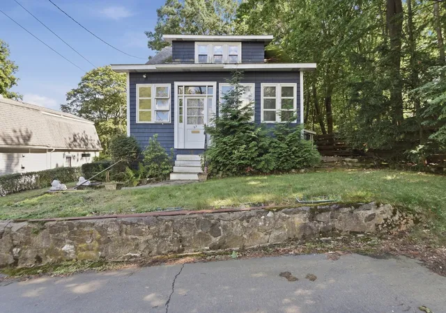 Photo 2 of Sale Pending at 62 Chase Ave, Lexington, MA 02421 | MLS# 73581945 | Listing updated on 2026-10-23