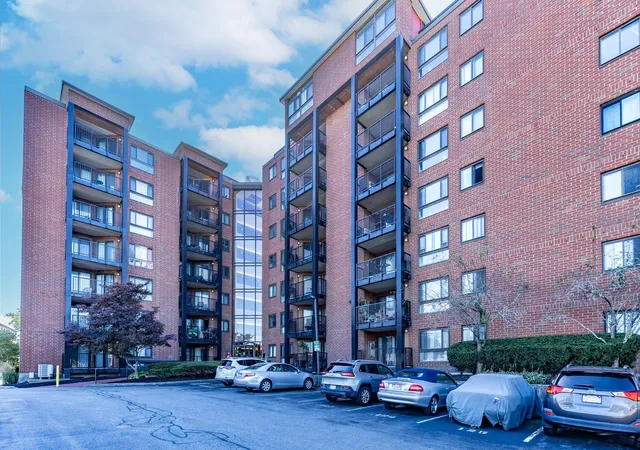 Photo 1 of Sale Pending at 60 Rantoul St #503N, Beverly, MA 01915 | MLS# 73578762 | Listing updated on 2026-10-07