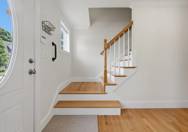 Listing Photo 4 - Condo for sale in building located at 173 Bedford Rd, Woburn, MA 01801 - Unit #B