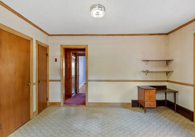 Photo 3 of Single family home for sale at 24 Faulkner Ave, Wilmington, MA 01887 | MLS# 73588542 | Listing updated on 2026-10-12