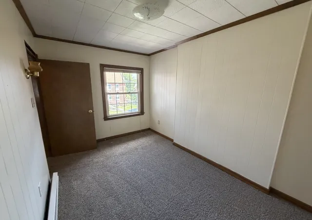Listing Photo 2 - Condo for sale in building located at 4 Prospect Hts, Milford, MA 01757 - Unit #4