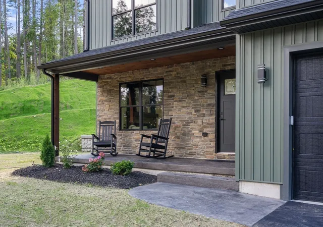 Photo 3 of Single family home for sale at 3052 Foster St, Palmer, MA 01069 | MLS# 73572115 | Listing updated on 2026-09-08