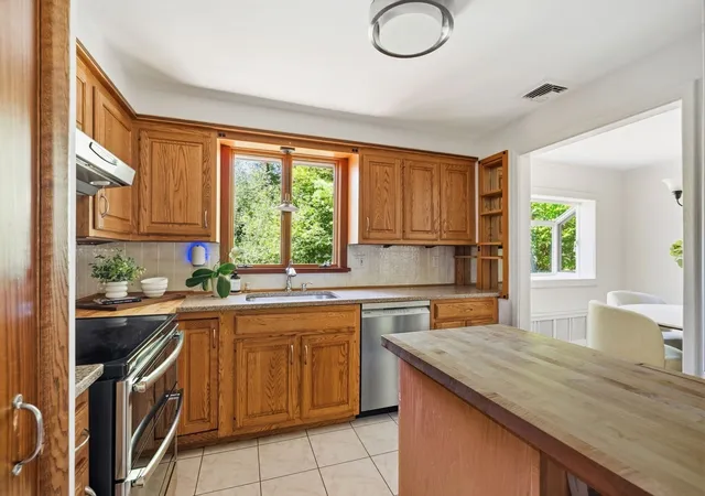 Photo 4 of Single family home for sale at 126 Lexington Rd, Lincoln, MA 01773 | MLS# 73571952 | Listing updated on 2026-09-08