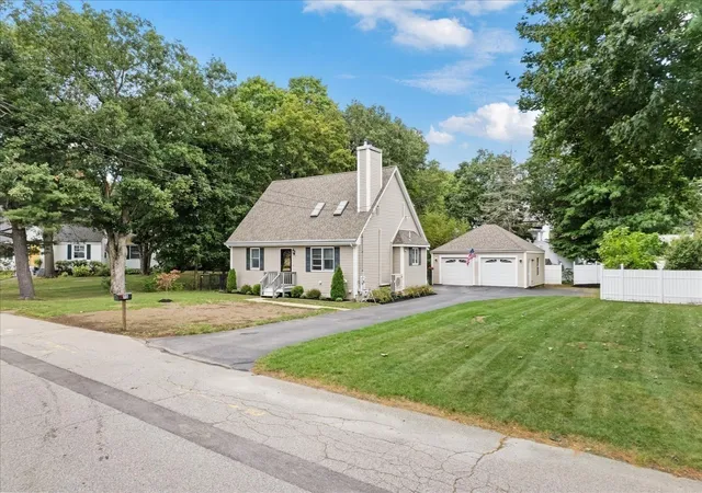 Photo 2 of Single family home for sale at 15 Crossman Ave, Attleboro, MA 02703 | MLS# 73572461 | Listing updated on 2026-09-18