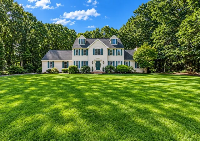 Photo 1 of Single family home for sale at 4 Dorset Dr, Walpole, MA 02081 | MLS# 73584060 | Listing updated on 2026-10-07