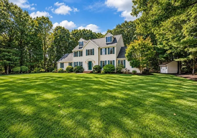 Photo 2 of Single family home for sale at 4 Dorset Dr, Walpole, MA 02081 | MLS# 73584060 | Listing updated on 2026-10-07