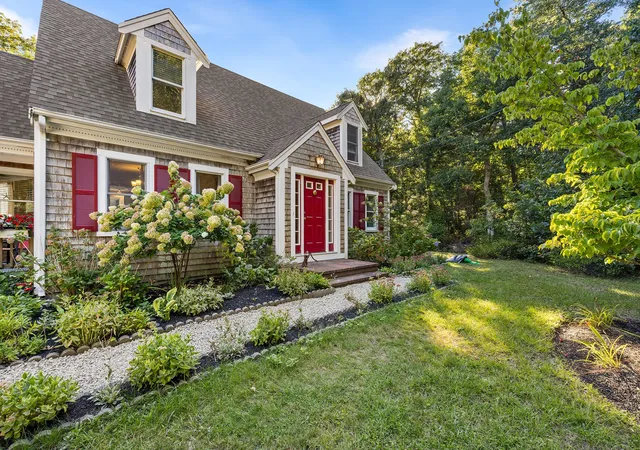 Photo 2 of Single family home for sale at 559 Old Jail Ln, Barnstable, MA 02630 | MLS# 73578791 | Listing updated on 2026-10-22