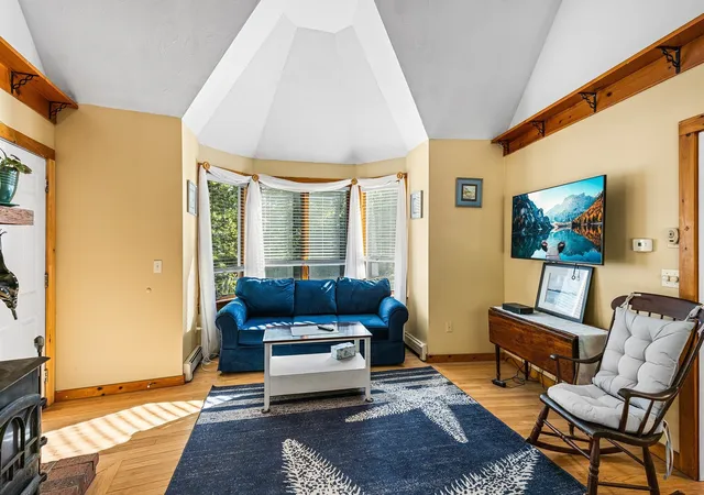 Photo 3 of Single family home for sale at 559 Old Jail Ln, Barnstable, MA 02630 | MLS# 73578791 | Listing updated on 2026-10-22
