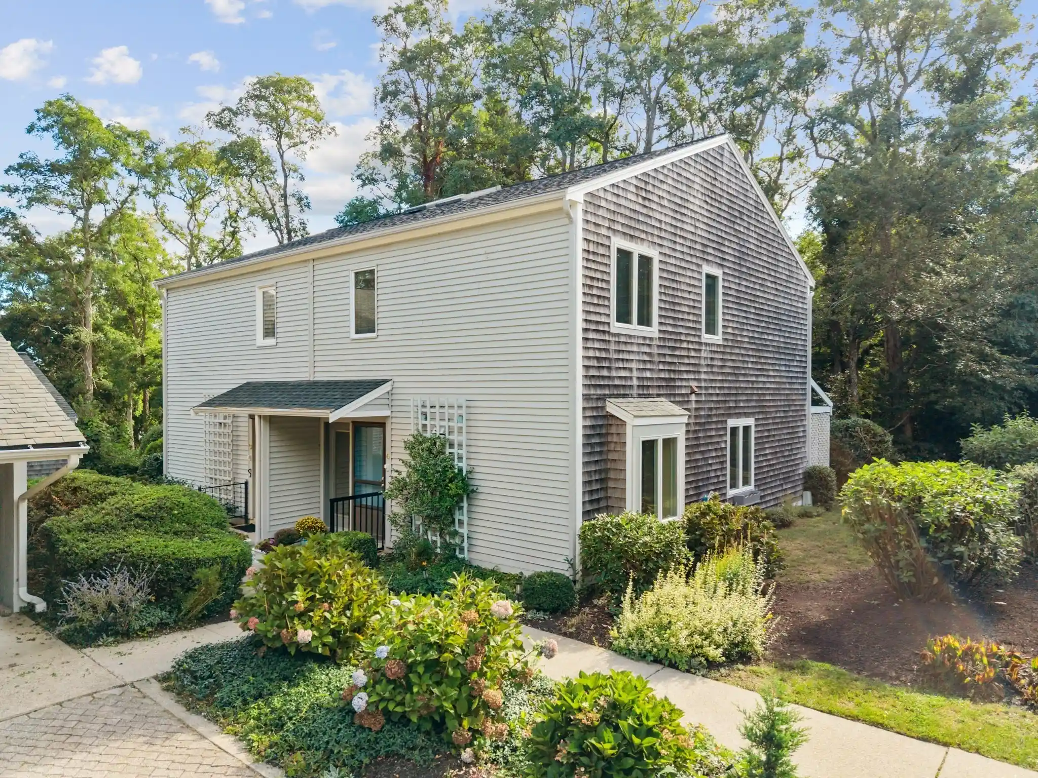 Listing Photo 1 - Condo for sale in 4 Apple Mew located at 4 Apple Mew, Sandwich, MA 02563 - Unit 4 Apple Mew