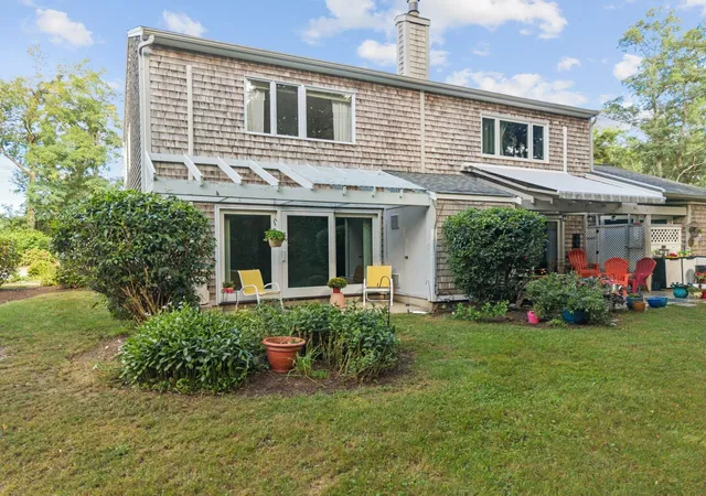 Photo 3 of Sale Pending at 4 Apple Mew #4, Sandwich, MA 02563 | MLS# 73581789 | Listing updated on 2026-10-21
