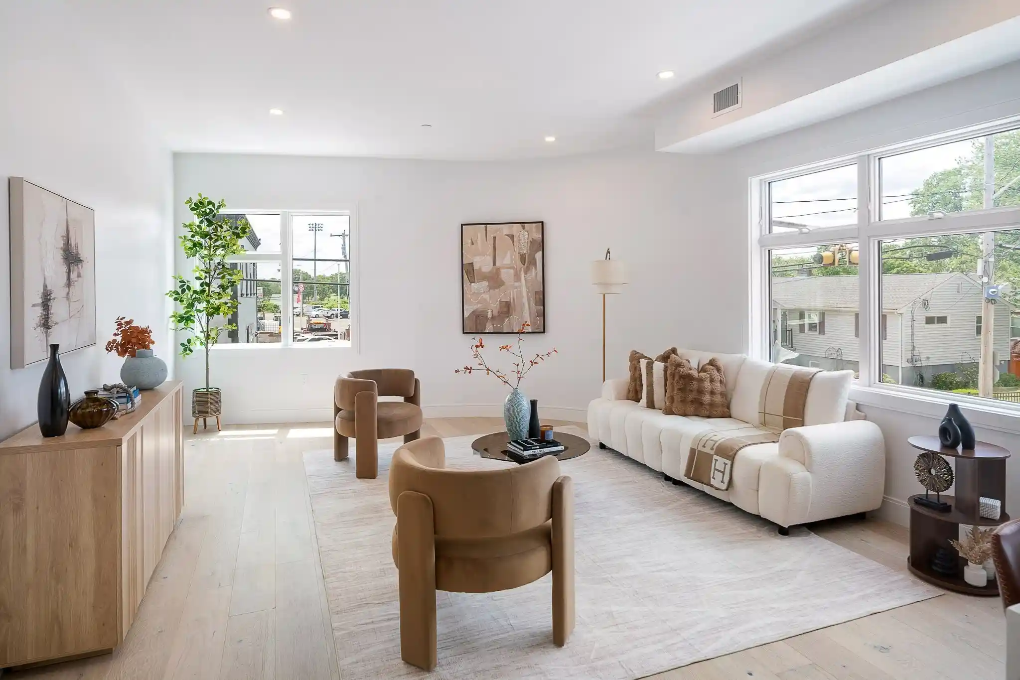 Listing Photo 2 - Condo for sale in 130 Shirley St located at 130 Shirley St, Boston, MA 02119 - Unit #250