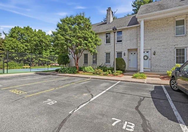 Photo 3 of Sale Pending at 7 Mansion Woods Dr #b, Agawam, MA 01001 | MLS# 73581422 | Listing updated on 2026-10-28