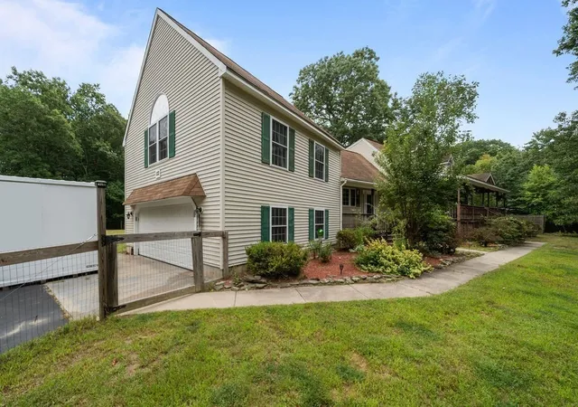 Photo 3 of Single family home for sale at 133 Killiney Woods, Millville, MA 01529 | MLS# 73580931 | Listing updated on 2026-09-26