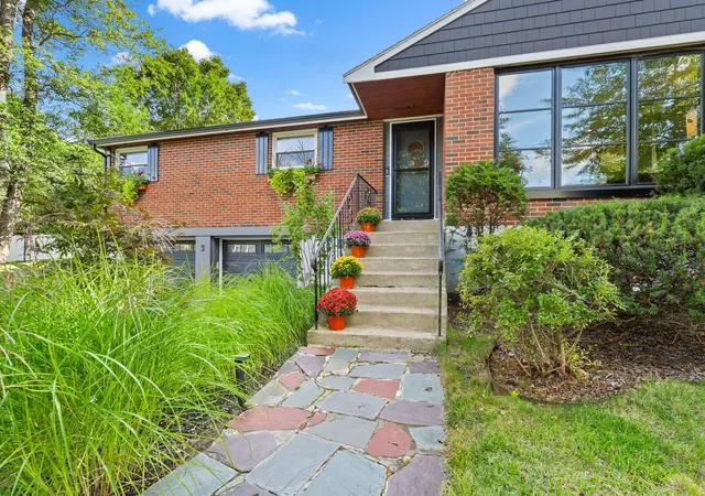 Photo 1 of Sale Pending at 3 Pheasant Ln, Woburn, MA 01801 | MLS# 73582349 | Listing updated on 2026-10-14