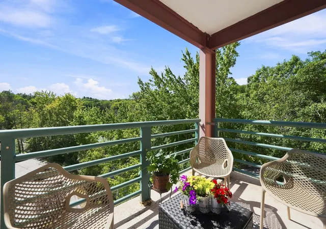 Photo 4 of Condo for sale at 273 Cambridge Rd #505, Woburn, MA 01801 | MLS# 73574585 | Listing updated on 2026-09-13