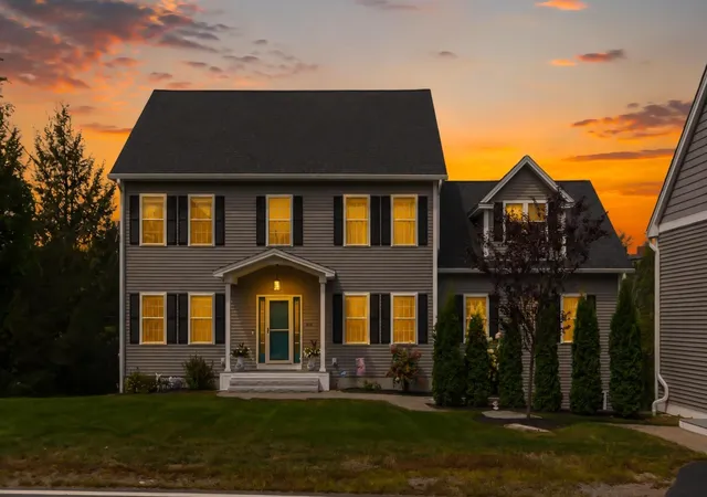 Photo 2 of Single family home for sale at 616 Prospect St, Leominster, MA 01453 | MLS# 73570786 | Listing updated on 2026-09-05