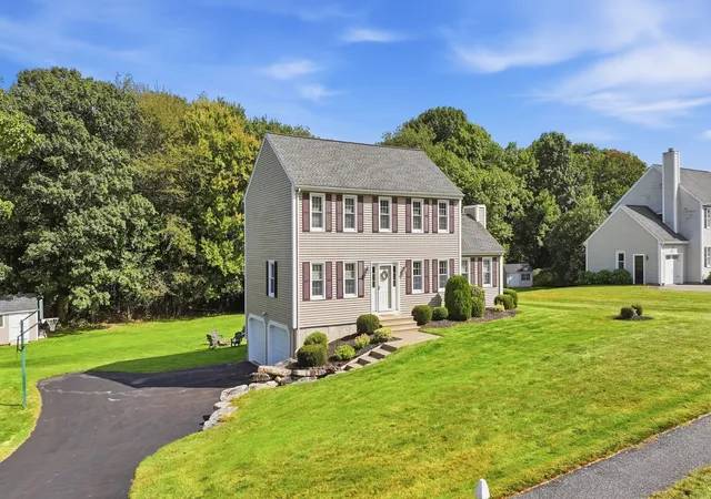 Photo 3 of Single family home for sale at 16 Cedar Hl Rd, Sutton, MA 01590 | MLS# 73584459 | Listing updated on 2026-10-16