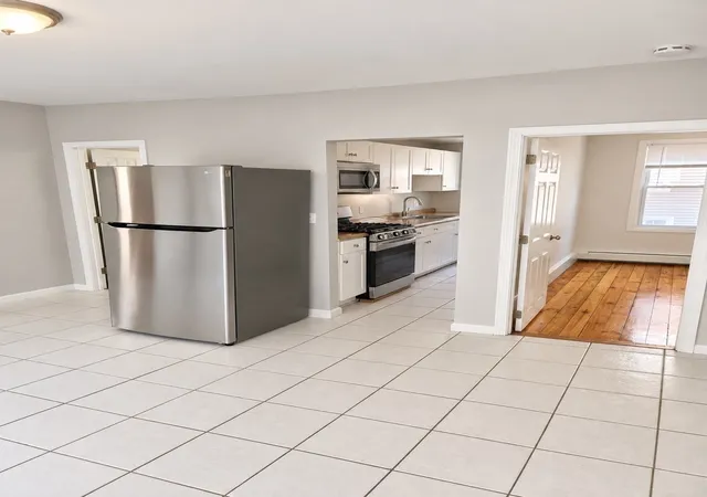 Listing Photo 4 - Condo for sale in building located at 83-85 Pilling St, Haverhill, MA 01832