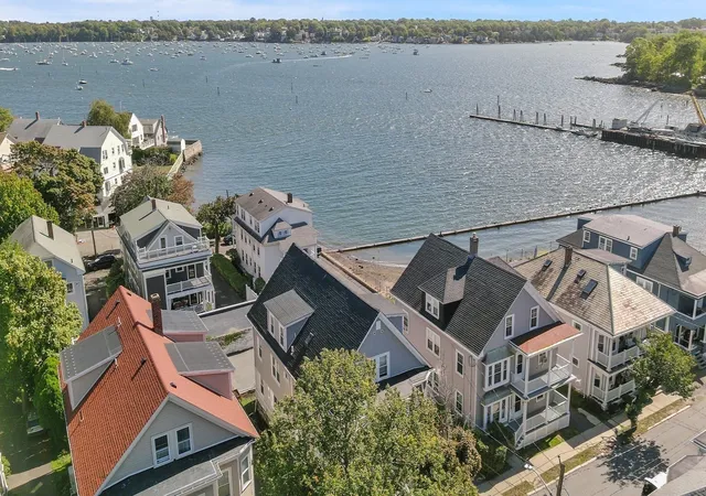Photo 2 of Condo for sale at 23 Green St #1R, Salem, MA 01970 | MLS# 73583987 | Listing updated on 2026-10-21