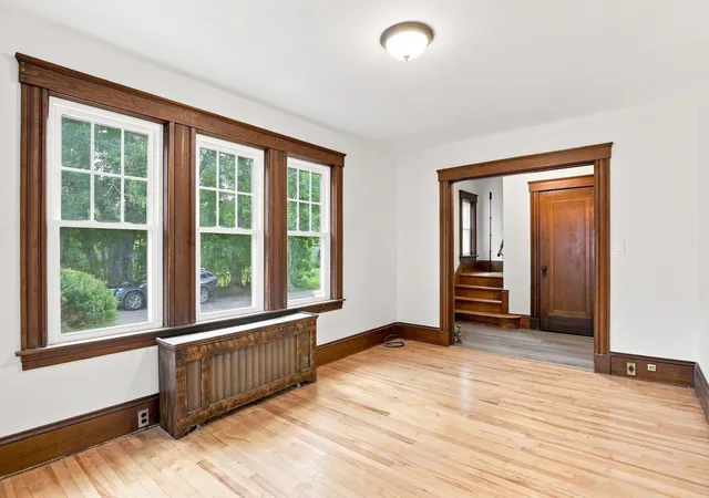 Photo 4 of Single family home for sale at 44 Edinboro St, Marlborough, MA 01752 | MLS# 73573940 | Listing updated on 2026-09-13