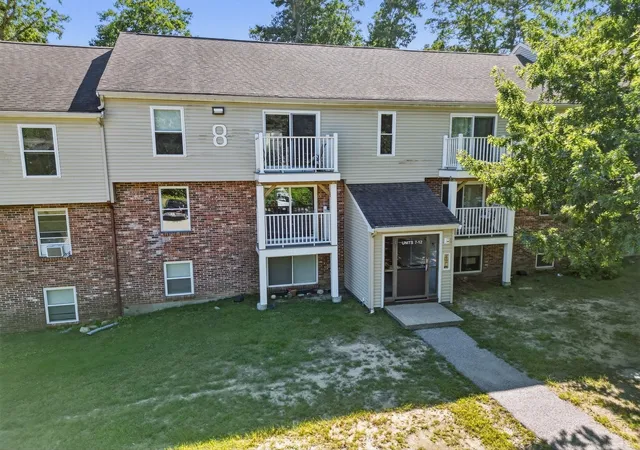 Listing Photo 2 - Condo for sale in building located at 8 Tideview Path, Plymouth, MA 02360 - Unit #12