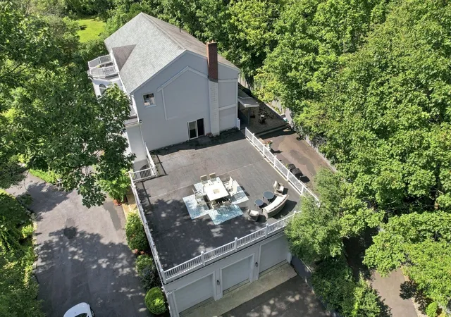 Photo 3 of Sale Pending at 8 Bayberry Ln, Millbury, MA 01527 | MLS# 73575398 | Listing updated on 2026-09-30