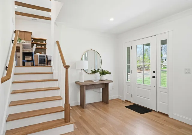 Photo 2 of Single family home for sale at 26 Old Pottery Ln, Norwell, MA 02061 | MLS# 73571472 | Listing updated on 2026-09-07