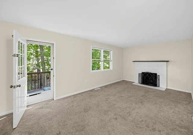 Photo 2 of Condo for sale at 8 Mahogany Run #8, Leominster, MA 01453 | MLS# 73575964 | Listing updated on 2026-09-15