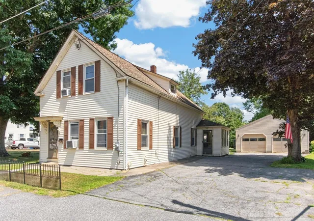 Photo 2 of Single family home for sale at 14 Green St, Westborough, MA 01581 | MLS# 73576364 | Listing updated on 2026-10-04