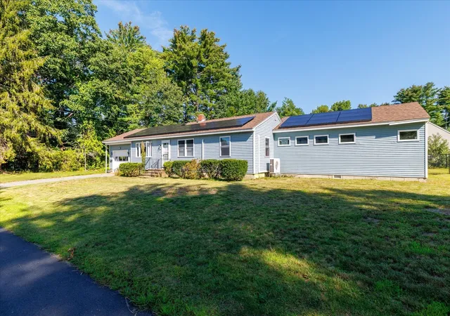 Photo 2 of Single family home for sale at 43 Lynde St, Athol, MA 01331 | MLS# 73581811 | Listing updated on 2026-10-06
