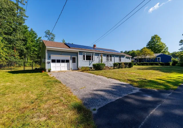 Photo 3 of Single family home for sale at 43 Lynde St, Athol, MA 01331 | MLS# 73581811 | Listing updated on 2026-10-06