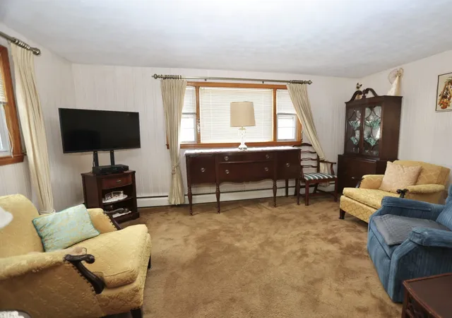 Photo 3 of Sale Pending at 36 Revere St, Worcester, MA 01604 | MLS# 73570013 | Listing updated on 2026-09-29