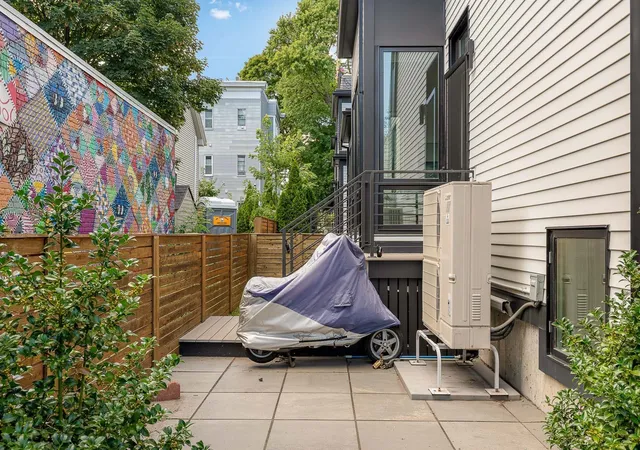Listing Photo 2 - Condo for sale in building located at 223 Prospect St, Cambridge, MA 02139 - Unit #1