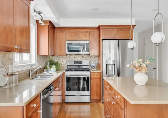 Listing Photo 4 - Condo for sale in building located at 845 Lagrange St, Boston, MA 02132 - Unit #3