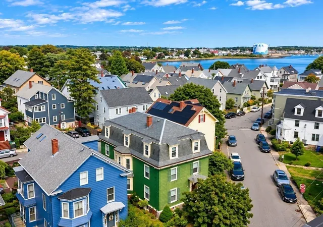 Listing Photo 5 - Condo for sale in building located at 41 Forrester St, Salem, MA 01970 - Unit #2