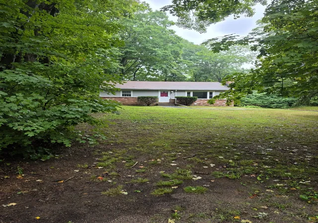 Photo 2 of Sale Pending at 274 Amherst St, Granby, MA 01033 | MLS# 73571563 | Listing updated on 2026-09-29