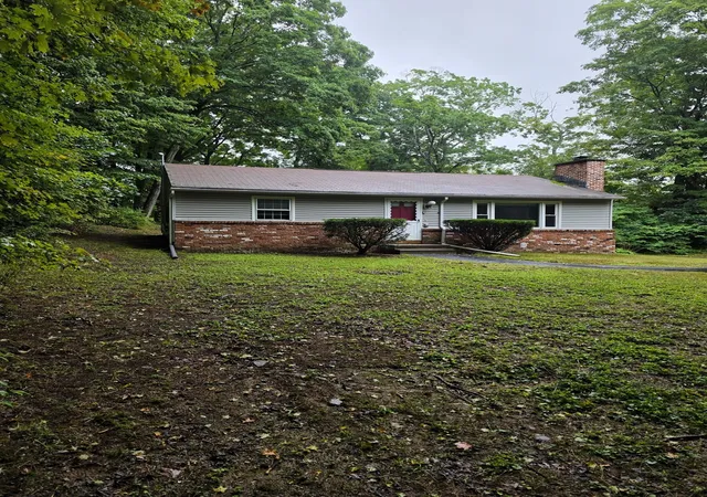 Photo 3 of Sale Pending at 274 Amherst St, Granby, MA 01033 | MLS# 73571563 | Listing updated on 2026-09-29
