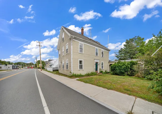 Photo 4 of Single family home for sale at 360 Merrimac, Newburyport, MA 01950 | MLS# 73573695 | Listing updated on 2026-10-04