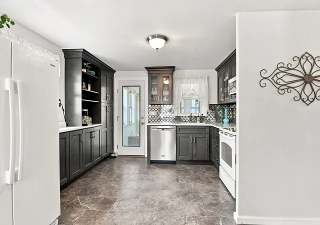 Photo 4 of Sale Pending at 11 Sandy Way, North Weymouth, MA 02191 | MLS# 73573442 | Listing updated on 2026-09-23