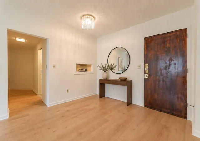 Listing Photo 1 - Condo for sale in building located at 101 Mulberry St, Springfield, MA 01105 - Unit #311