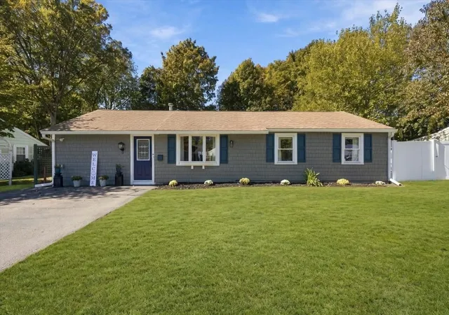 Photo 1 of Single family home for sale at 17 Lake St, Braintree, MA 02184 | MLS# 73587509 | Listing updated on 2026-10-11