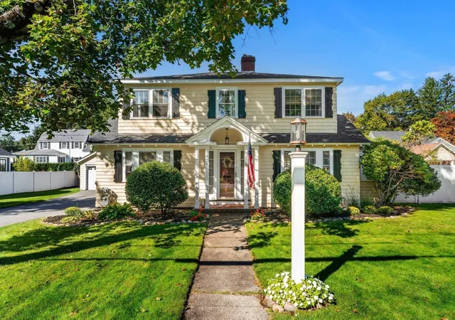 Photo 1 of Single family home for sale at 4 George, Andover, MA 01810 | MLS# 73572444 | Listing updated on 2026-09-23